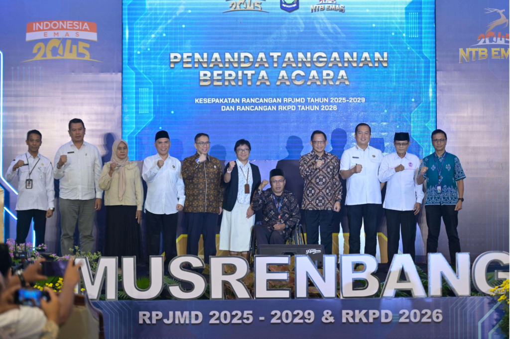 Thematic Musrenbang on GEDSI participants in NTB.