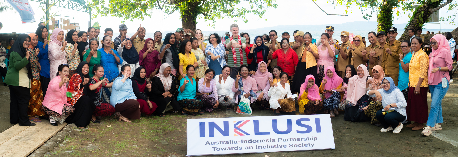 Group photo with Australian Ambassador and Women's School members in Morotai