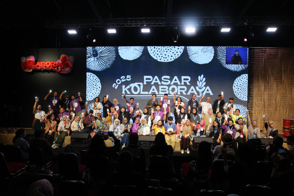 INKLUSI Partners and other participants of Ecosystem Builder workshop at Pasar Kolaboraya 2025.